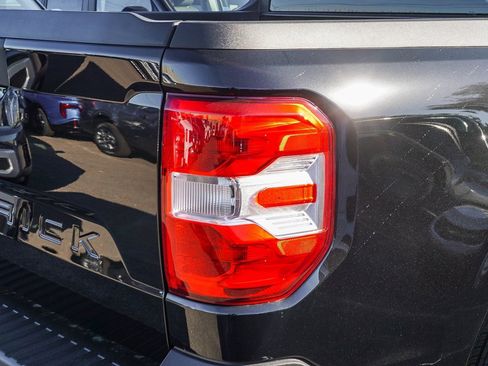 New 2025 Ford Maverick XL image 7