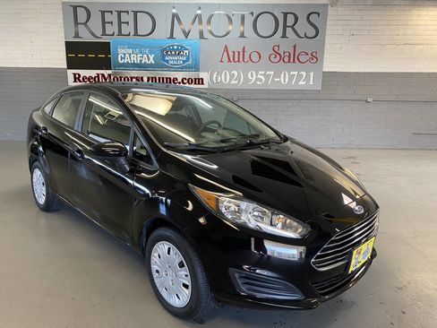 Used 2018 Ford Fiesta S image 1