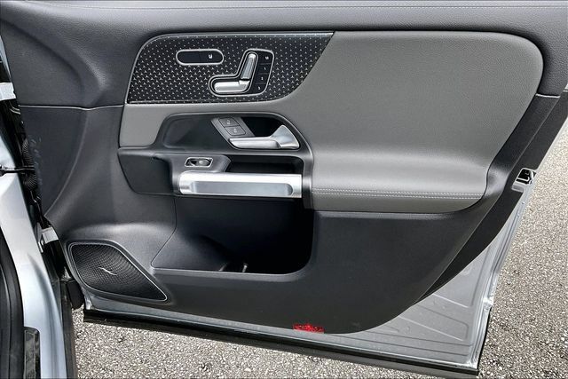 Certified 2025 Mercedes-Benz EQB 250+ image 29