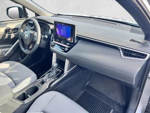 Certified 2025 Toyota Corolla Cross AWD Hybrid image 21