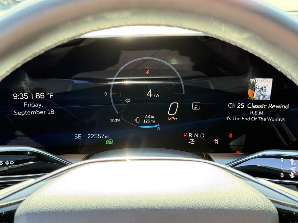 Used 2024 Cadillac Lyriq Sport AWD/4WD image 23