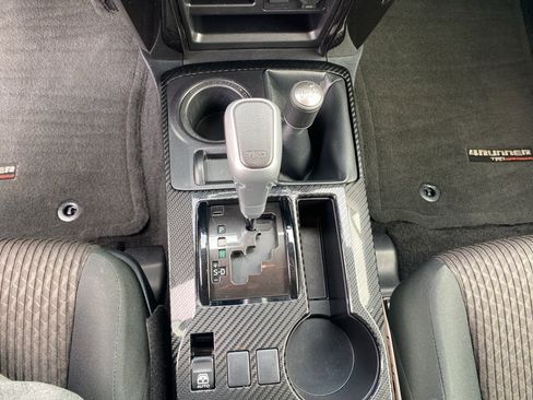 Used 2024 Toyota 4Runner TRD Off-Road image 21