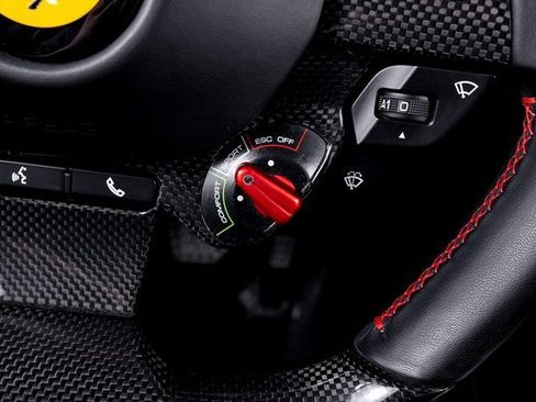 Used 2020 Ferrari Portofino image 41