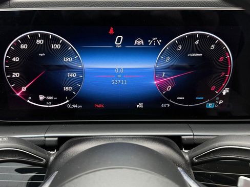 Used 2024 Mercedes-Benz GLE 450 4MATIC image 18