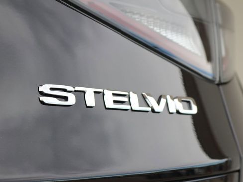 New 2025 Alfa Romeo Stelvio Sprint AWD/4WD image 36