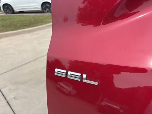 Used 2022 Ford Escape SEL w/ Technology Package FWD image 9