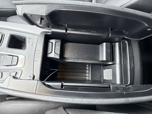 Used 2016 BMW X5 xDrive40e image 28