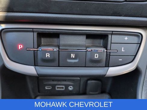 Certified 2023 GMC Terrain Denali w/ Denali Premium Package AWD/4WD image 17