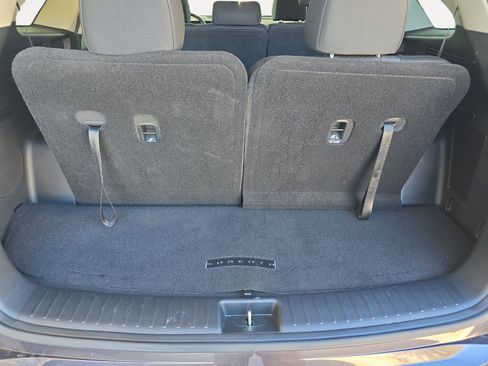 Certified 2025 Kia Sorento LX image 10