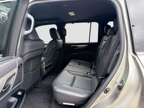 Used 2023 Lexus LX 600 F Sport w/ Accessory Package (A2) AWD/4WD image 22