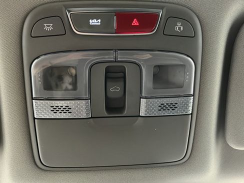 Used 2024 Kia Telluride EX w/ EX Captain's Chair Package AWD/4WD image 36