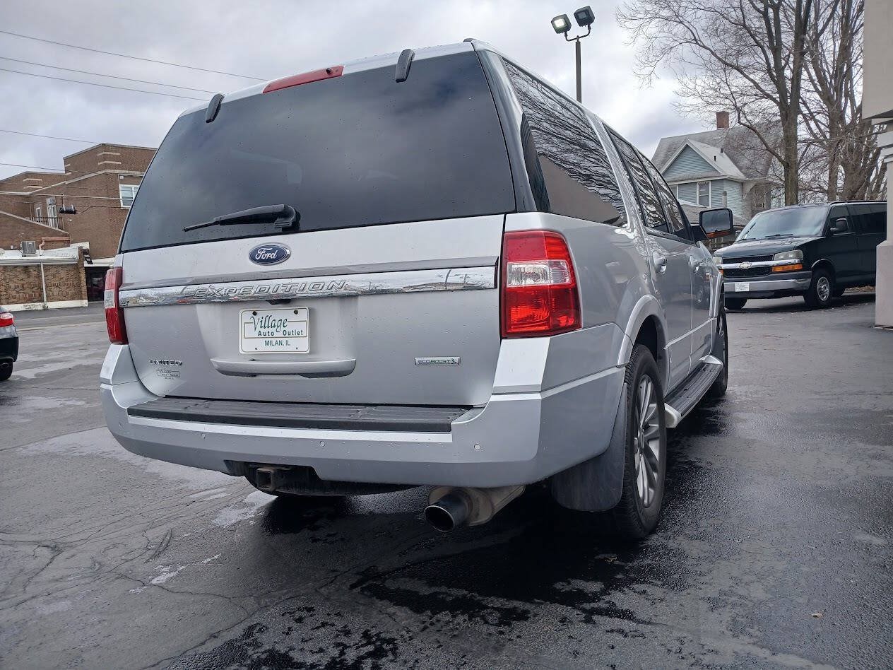 Used 2016 Ford Expedition Limited AWD/4WD image 9
