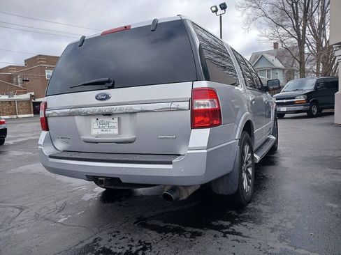 Used 2016 Ford Expedition Limited AWD/4WD image 9