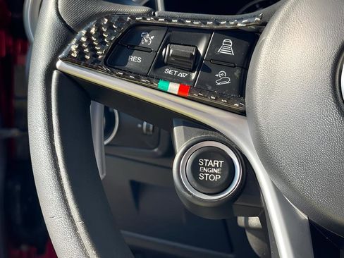 Used 2018 Alfa Romeo Stelvio Ti Sport image 24