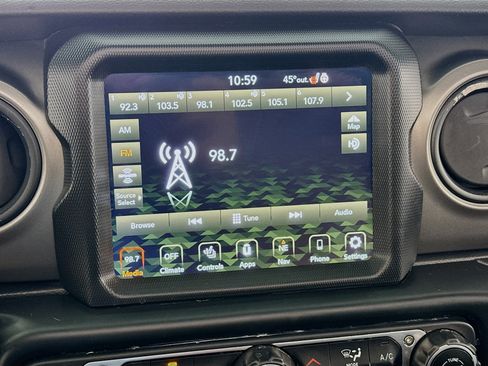 Used 2022 Jeep Wrangler Unlimited Sport w/ Sun And Sound Package image 19