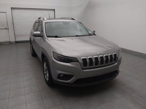 Used 2021 Jeep Cherokee Latitude Plus w/ Sun & Sound Group FWD image 14