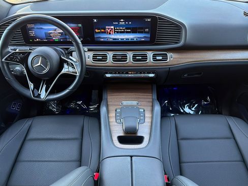 Certified 2025 Mercedes-Benz GLE 450e GLE 450e 4MATIC image 15