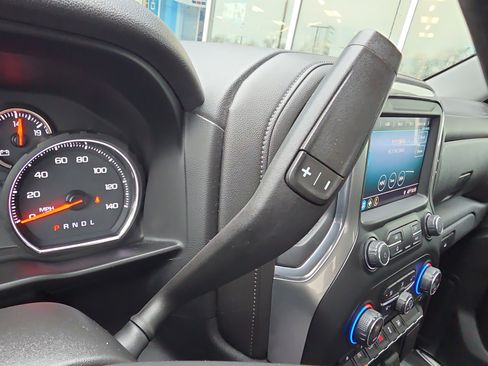 Used 2019 Chevrolet Silverado 1500 LT w/ All-Star Edition image 17