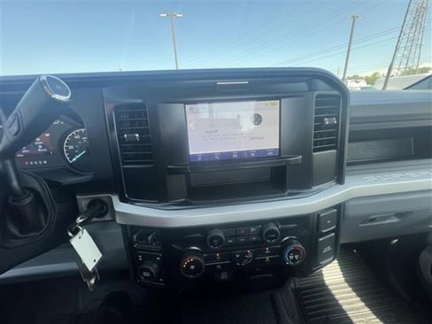 New 2025 Ford F350 XL w/ XL Chrome Package image 10