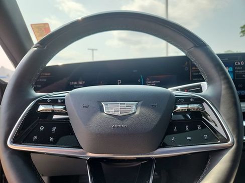 Certified 2023 Cadillac Lyriq AWD image 19