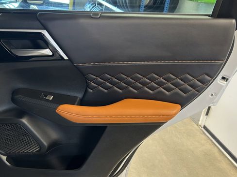 Used 2023 Mitsubishi Outlander SEL Black Edition image 17