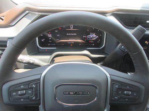 New 2026 GMC Sierra 2500 Denali w/ Denali Reserve Package AWD/4WD image 19