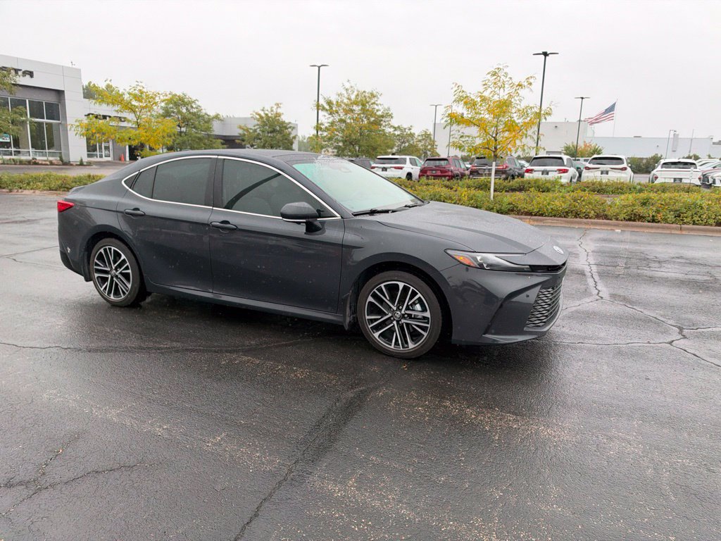 Used 2025 Toyota Camry XLE w/ Premium Plus Package AWD/4WD image 18