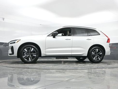 New 2026 Volvo XC60 B5 Plus w/ Protection Package Premier image 42