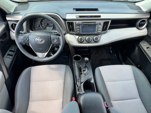 Used 2013 Toyota RAV4 LE AWD/4WD image 16