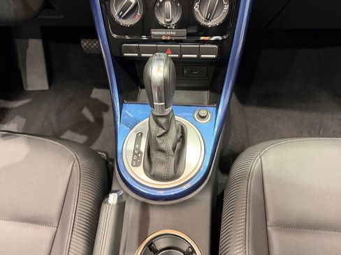 Used 2019 Volkswagen Beetle 2.0T S FWD image 40