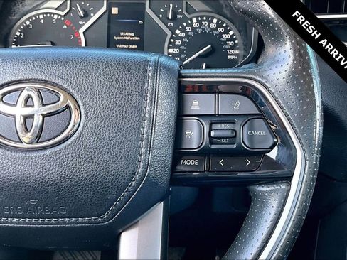 Used 2022 Toyota Tundra SR5 image 13