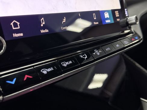 Used 2025 Jeep Wagoneer Series II image 65