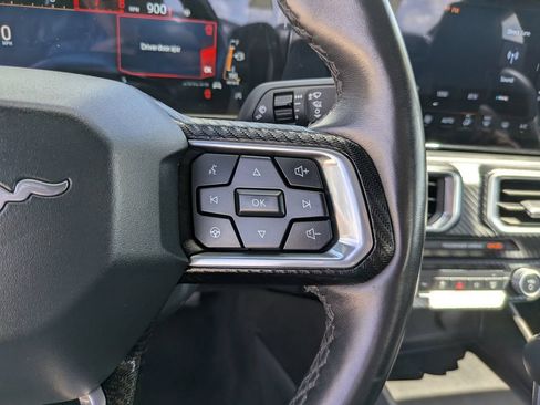 Used 2025 Ford Mustang Premium RWD image 30