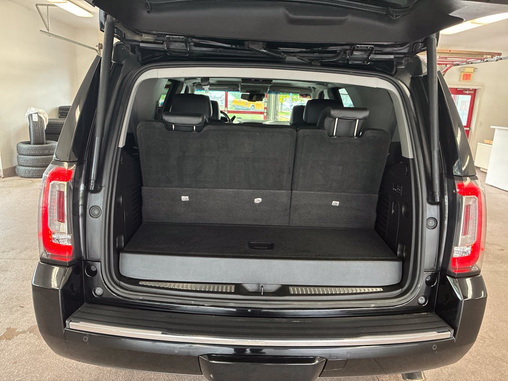 Used 2018 GMC Yukon Denali w/ Open Road Package AWD/4WD image 26