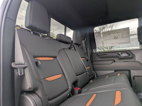 New 2026 GMC Sierra 2500 AT4 w/ AT4 Premium Plus Package AWD/4WD image 15