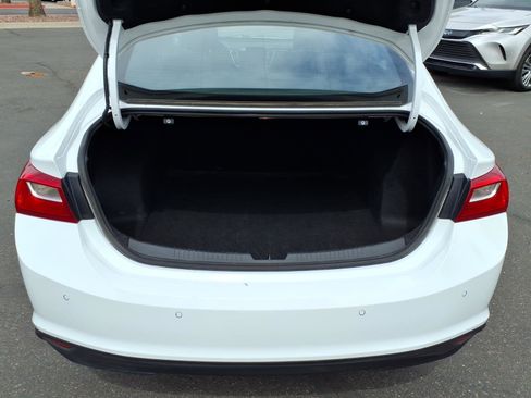 Used 2025 Chevrolet Malibu LS image 10