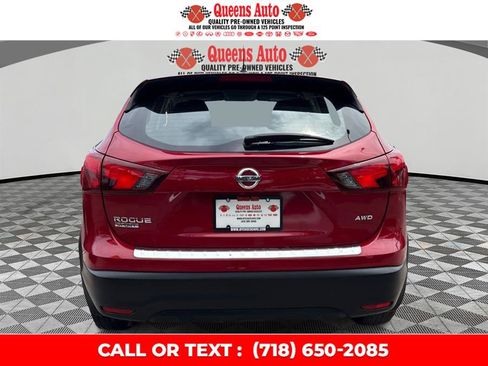 Used 2017 Nissan Rogue Sport S w/ S Appearance Package AWD/4WD image 5