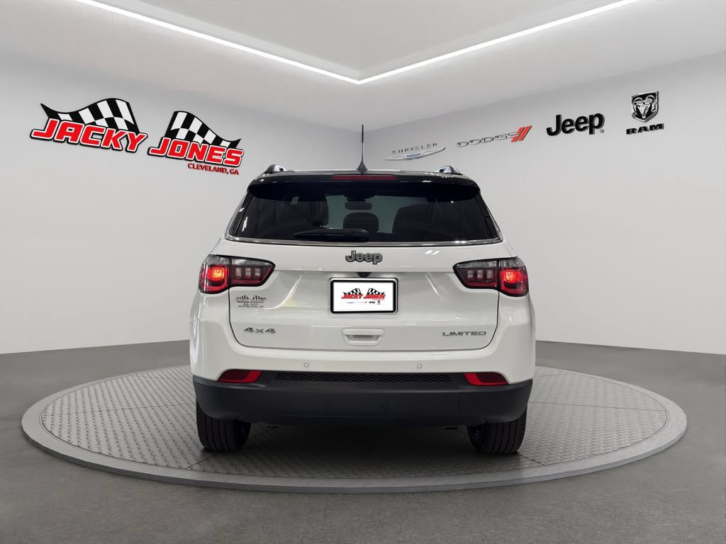 Used 2025 Jeep Compass Limited AWD/4WD image 8
