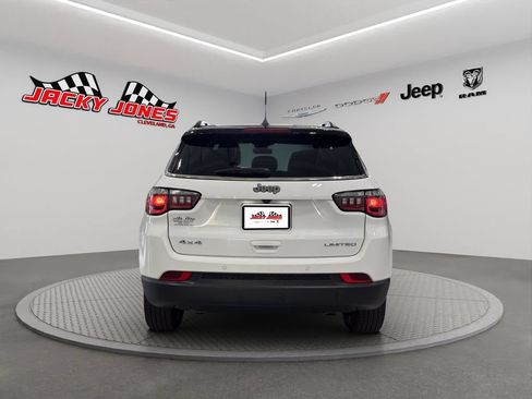 Used 2025 Jeep Compass Limited AWD/4WD image 8