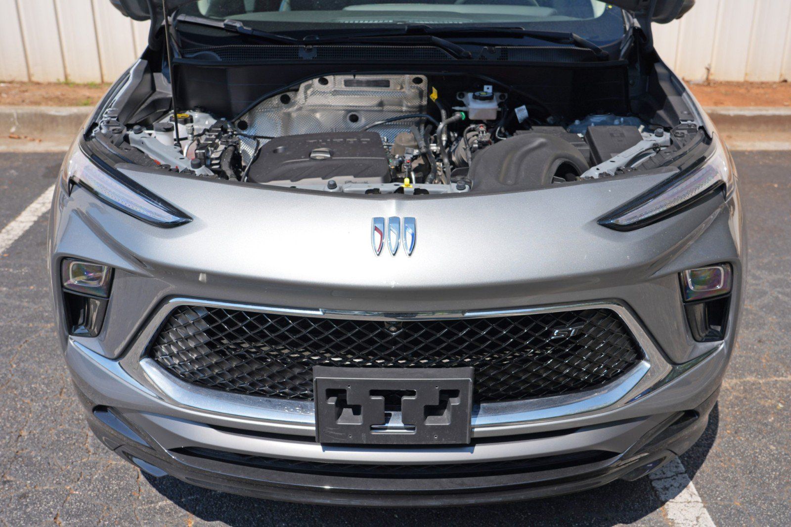 Used 2026 Buick Encore GX Sport Touring w/ Advanced Technology Package AWD/4WD image 7