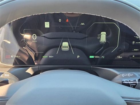 New 2026 Kia EV9 Wind image 16