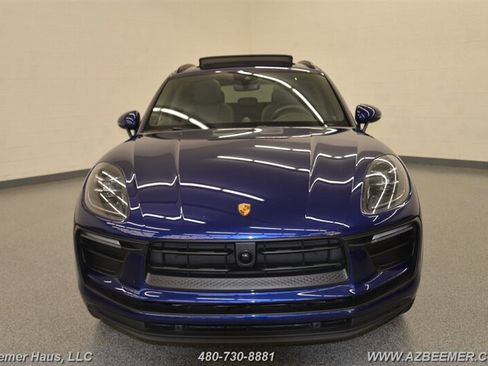 Used 2023 Porsche Macan image 5