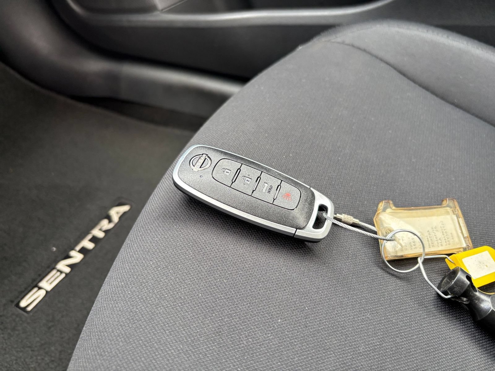 Used 2025 Nissan Sentra SV FWD image 20