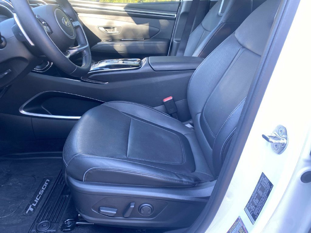 Used 2024 Hyundai Tucson Limited FWD image 19