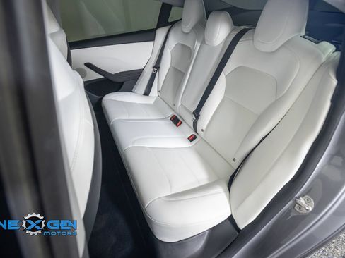 Used 2025 Tesla Model 3 Long Range AWD/4WD image 29