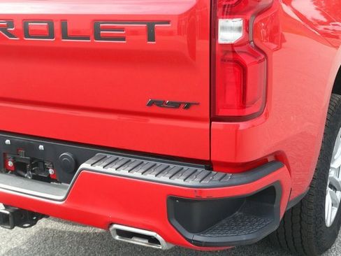 Used 2022 Chevrolet Silverado 1500 RST image 8