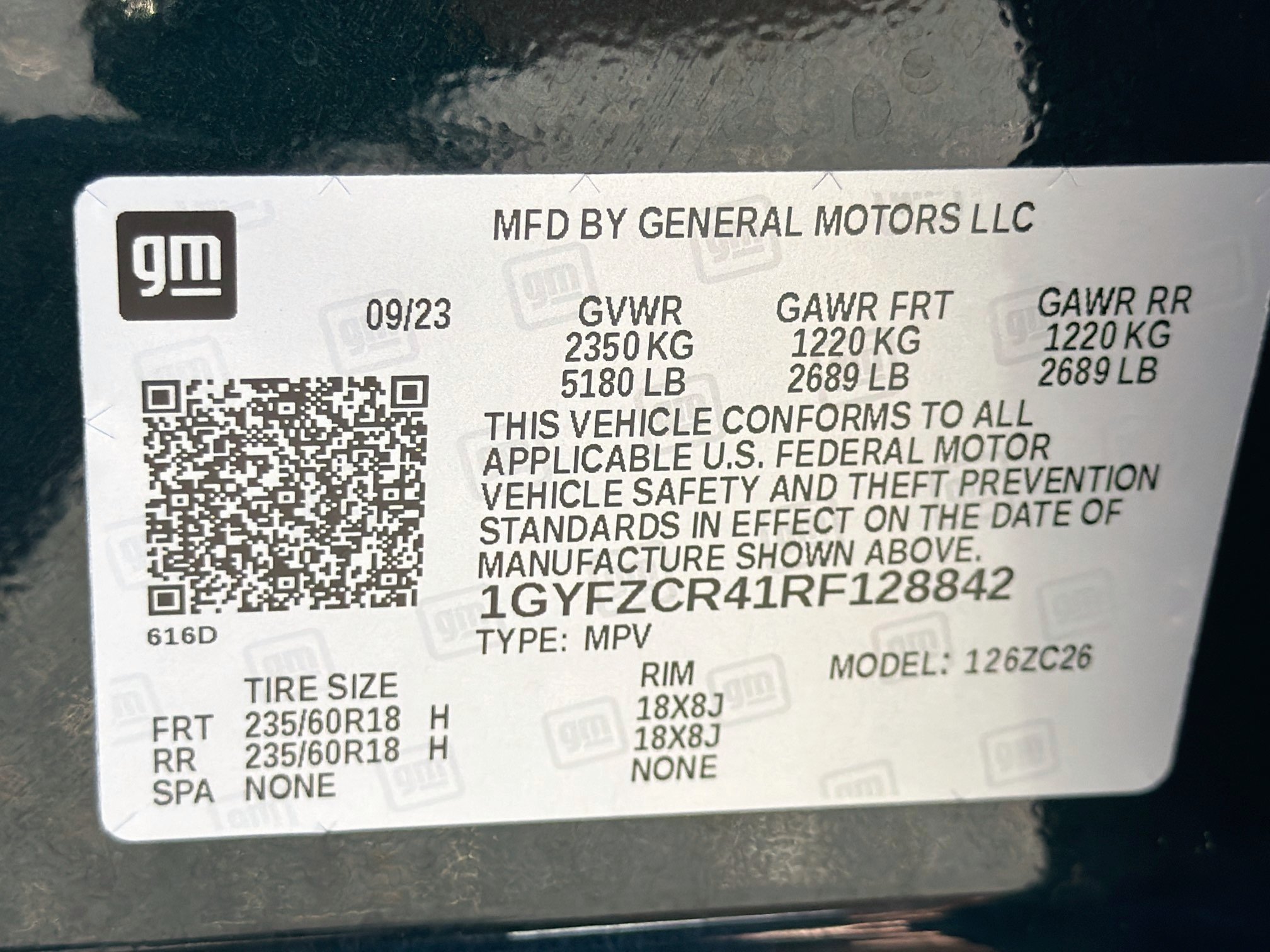 Certified 2024 Cadillac XT4 Premium Luxury FWD image 32