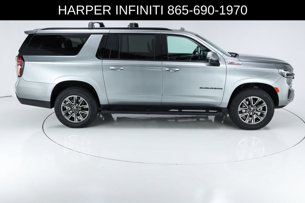 Used 2024 Chevrolet Suburban Z71 w/ Luxury Package AWD/4WD image 11