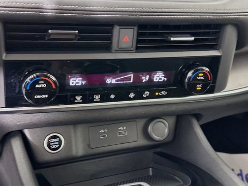 Certified 2023 Nissan Rogue SV AWD/4WD image 23