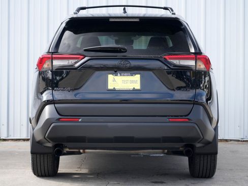 Used 2024 Toyota RAV4 XLE Premium image 10